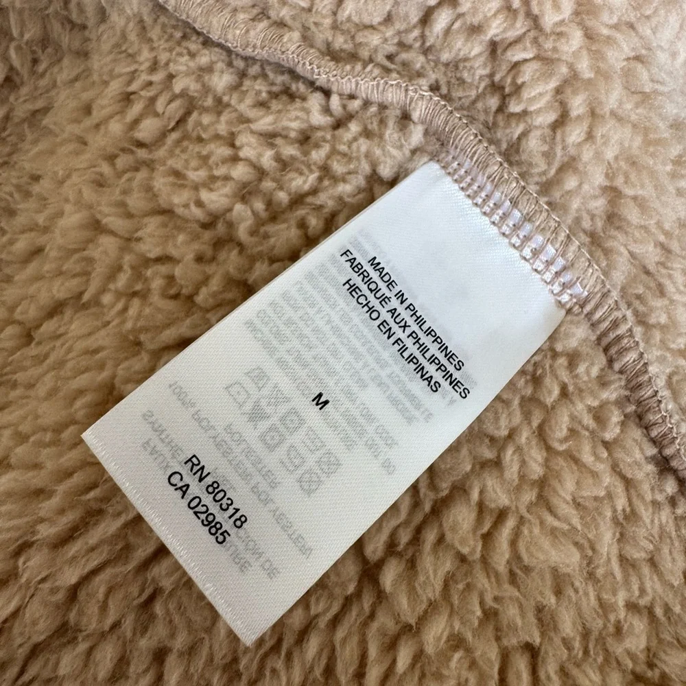 NWT Lucky Brand Beige Sherpa Outerwear Women’s size Medium